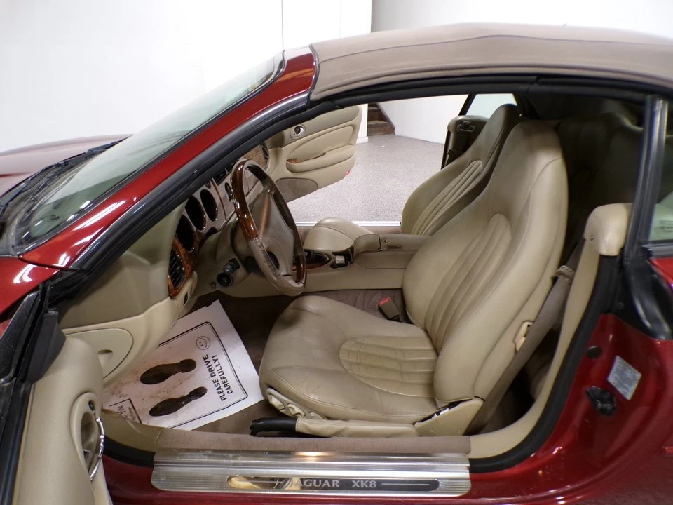 1998 Jaguar X100 XK8 - Image 11 of 17