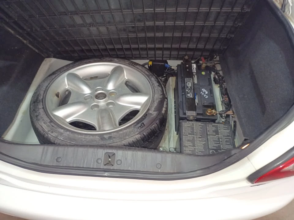 1998 Jaguar X100 XK8 - Image 5 of 13