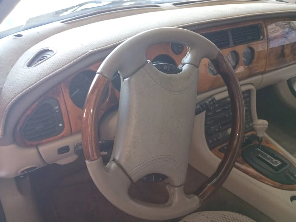 1998 Jaguar X100 XK8 - Image 13 of 13