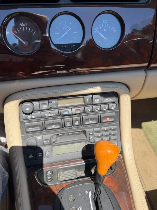 1998 Jaguar X100 XK8 - Image 13 of 19