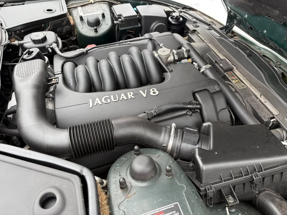 1998 Jaguar X100 XK8 - Image 3 of 6