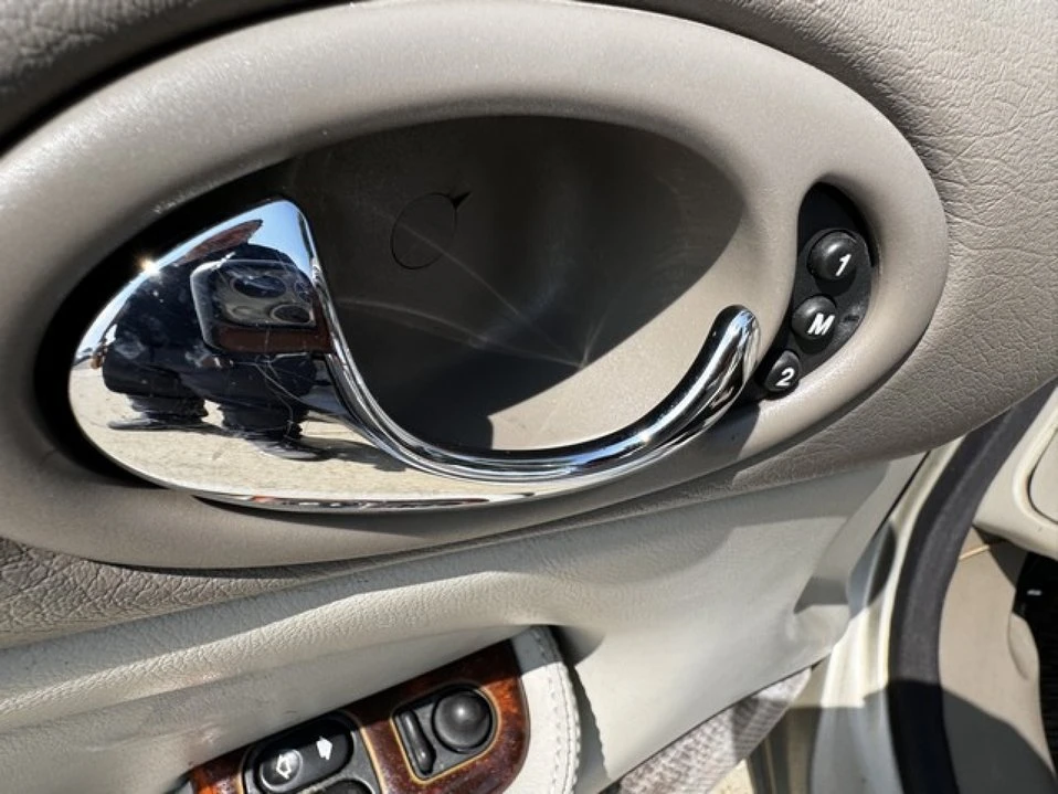 1998 Jaguar X100 XK8 - Image 15 of 20