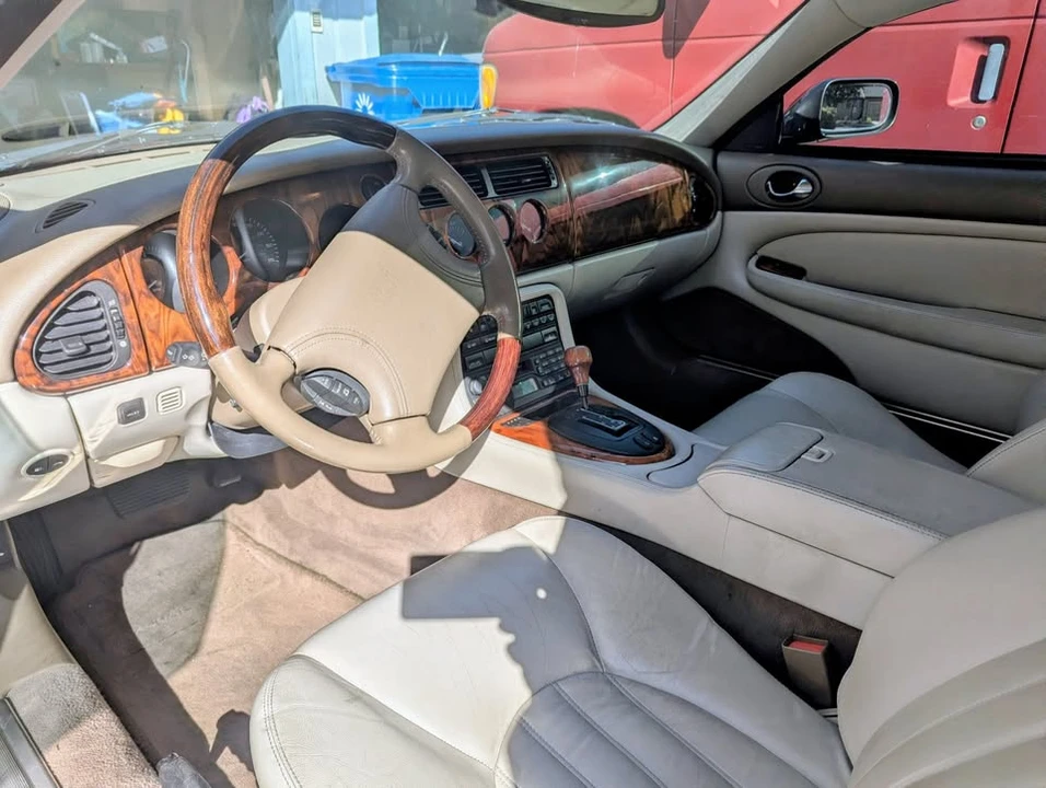 1998 Jaguar X100 XK8 - Image 5 of 7