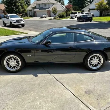 1998 Jaguar XK8 Coupe