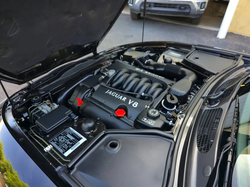 1998 Jaguar X100 XK8 - Image 9 of 16