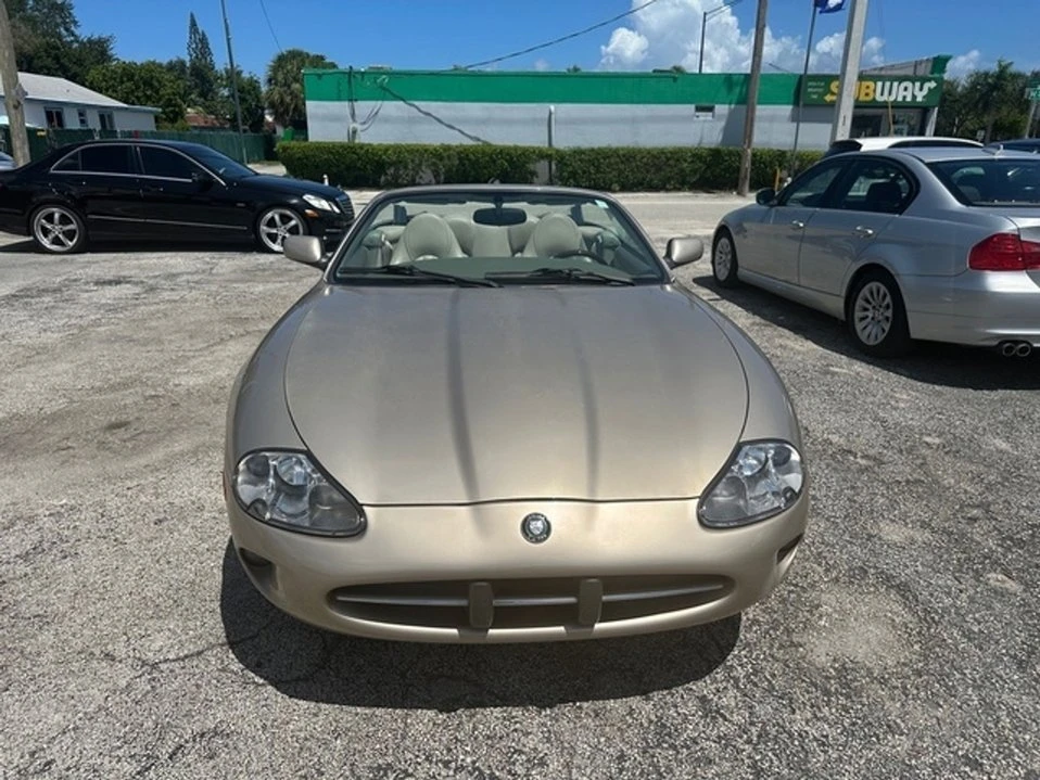 1998 Jaguar X100 XK8 - Image 9 of 20