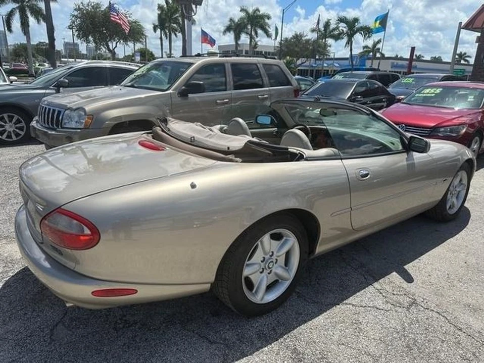 1998 Jaguar X100 XK8 - Image 16 of 19