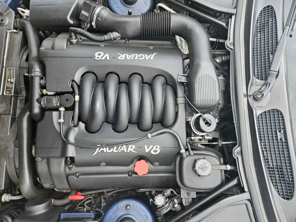 1998 Jaguar X100 XK8 - Image 12 of 19