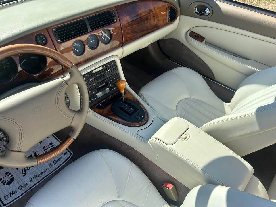 1998 Jaguar X100 XK8 - Image 11 of 19