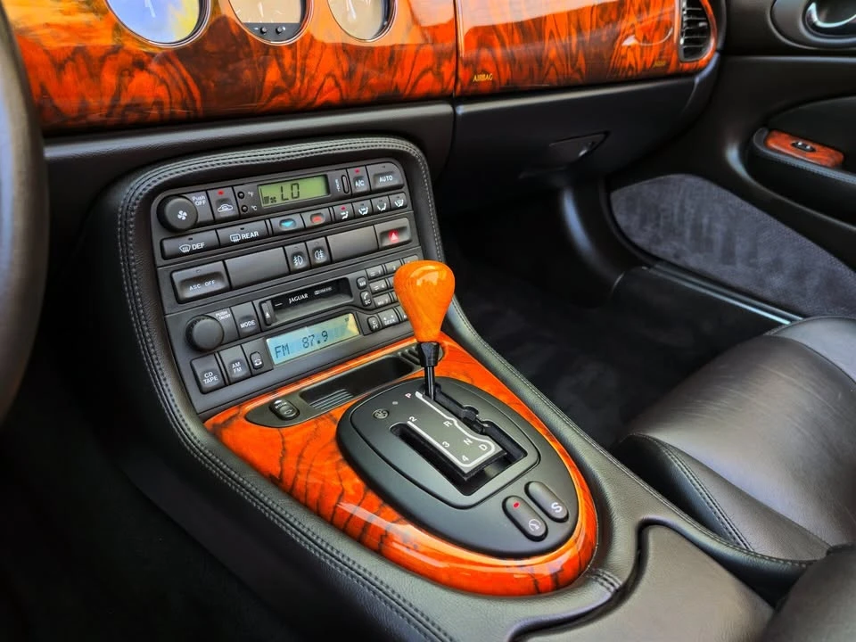 1998 Jaguar X100 XK8 - Image 14 of 19