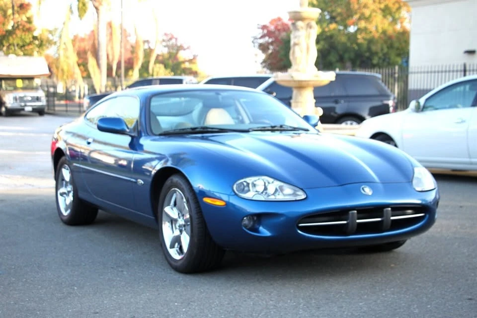 1998 Jaguar X100 XK8 - Image 3 of 16