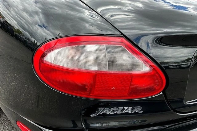 1998 Jaguar X100 XK8 - Image 18 of 19