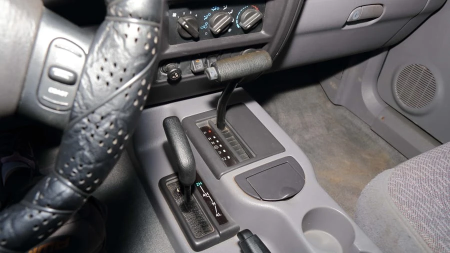 1998 Jeep XJ Cherokee - Image 10 of 14