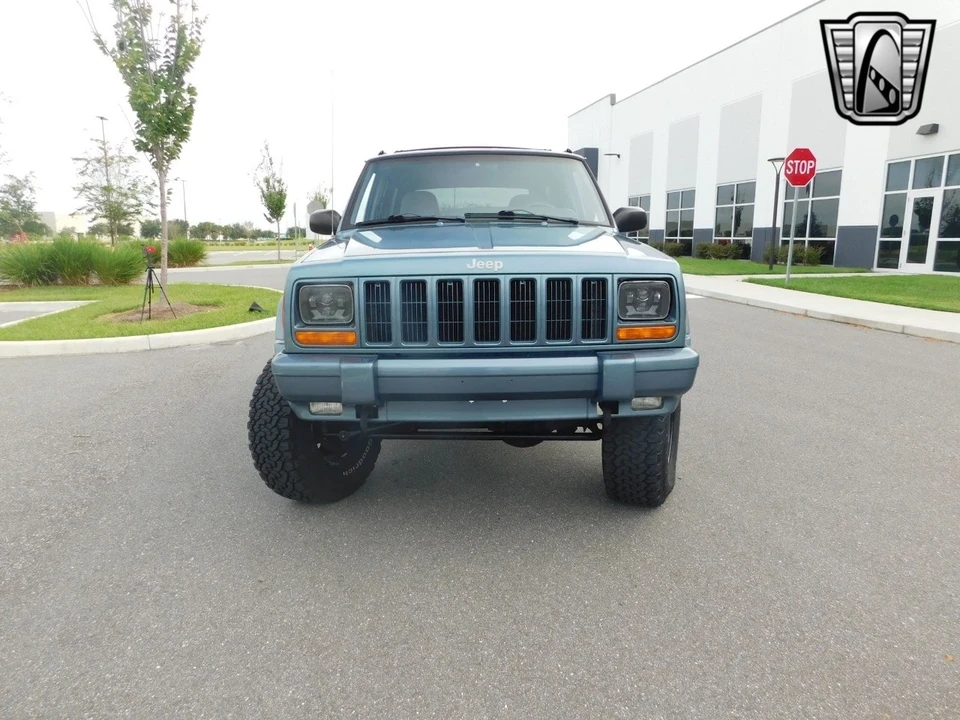 1998 Jeep XJ Cherokee - Image 3 of 12