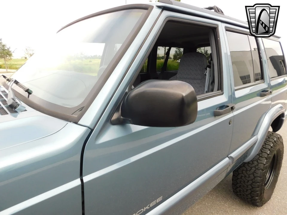 1998 Jeep XJ Cherokee - Image 11 of 12
