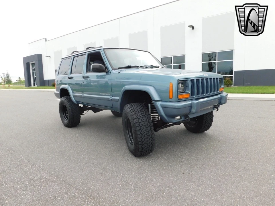 1998 Jeep XJ Cherokee - Image 8 of 12