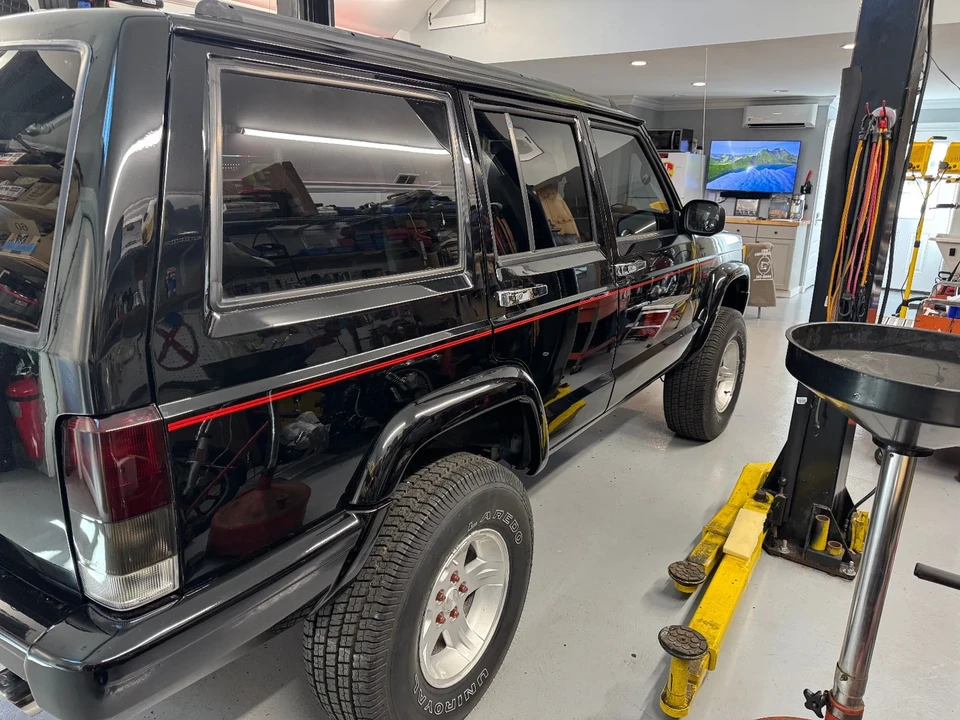 1998 Jeep XJ Cherokee - Image 3 of 21