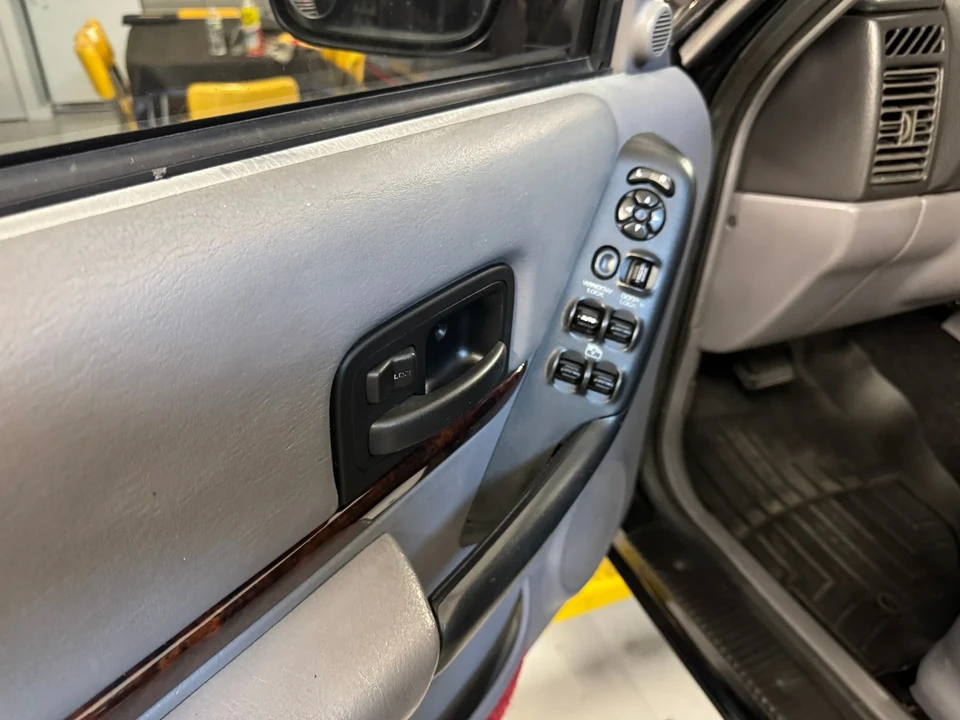 1998 Jeep XJ Cherokee - Image 12 of 21