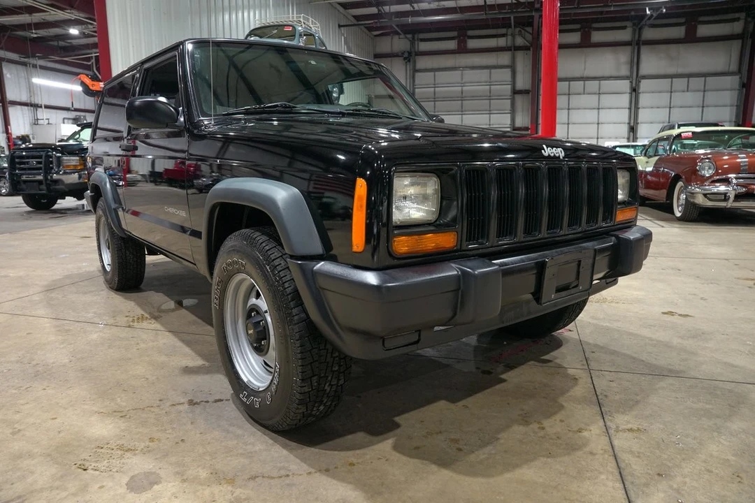 1998 Jeep XJ Cherokee - Image 2 of 12