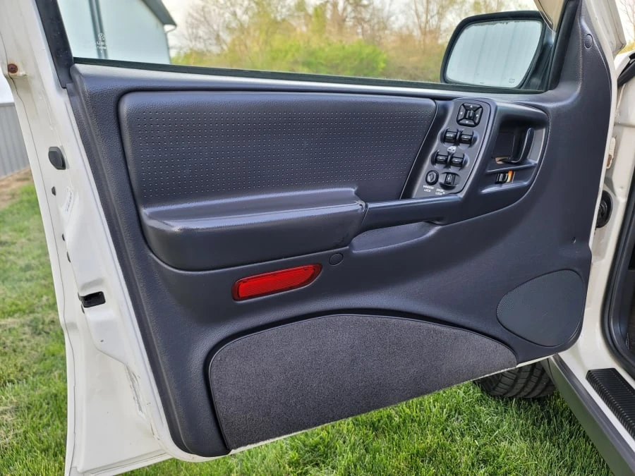 1998 Jeep XJ Cherokee - Image 9 of 21