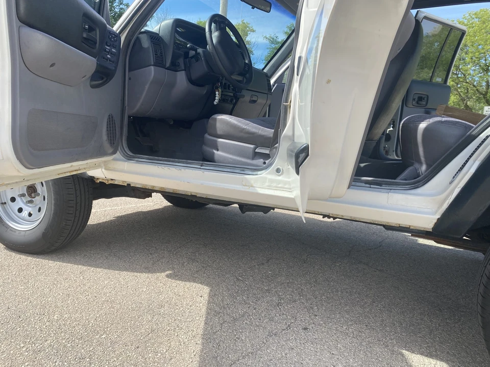 1998 Jeep XJ Cherokee - Image 22 of 31