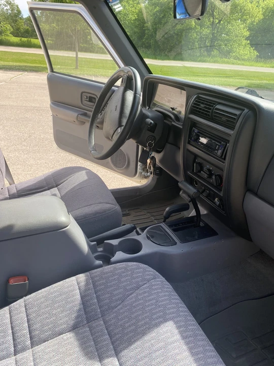 1998 Jeep XJ Cherokee - Image 27 of 31