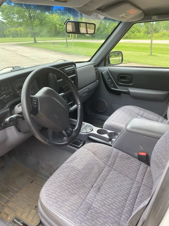 1998 Jeep XJ Cherokee - Image 25 of 31