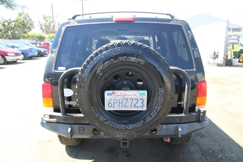 1998 Jeep XJ Cherokee - Image 6 of 21