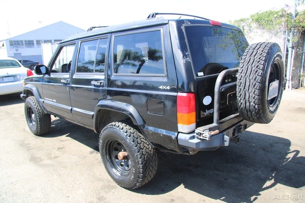 1998 Jeep XJ Cherokee - Image 5 of 21