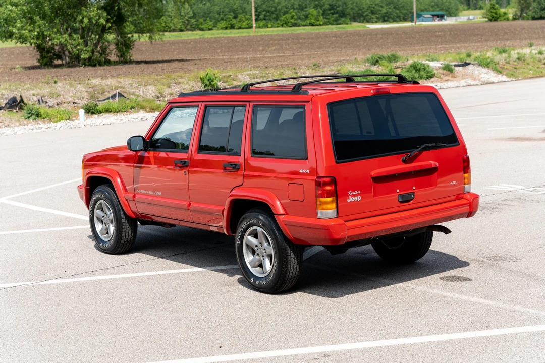 1998 Jeep XJ Cherokee - Image 8 of 31