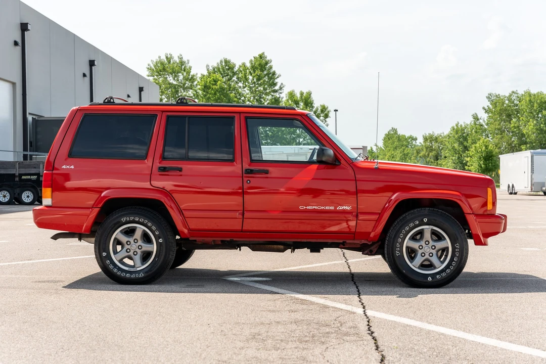 1998 Jeep XJ Cherokee - Image 16 of 31