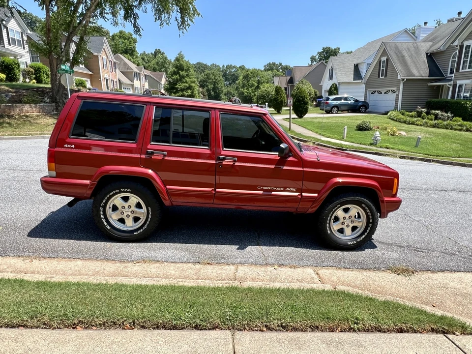 1998 Jeep XJ Cherokee - Image 8 of 31