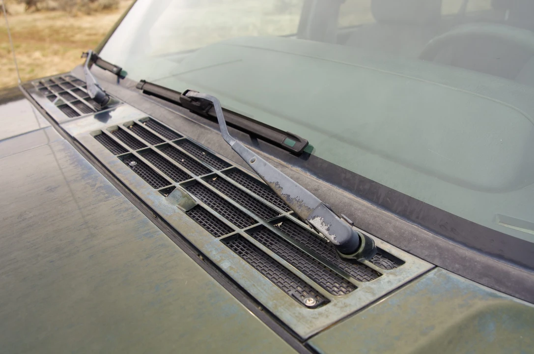 1998 Jeep XJ Cherokee - Image 25 of 31