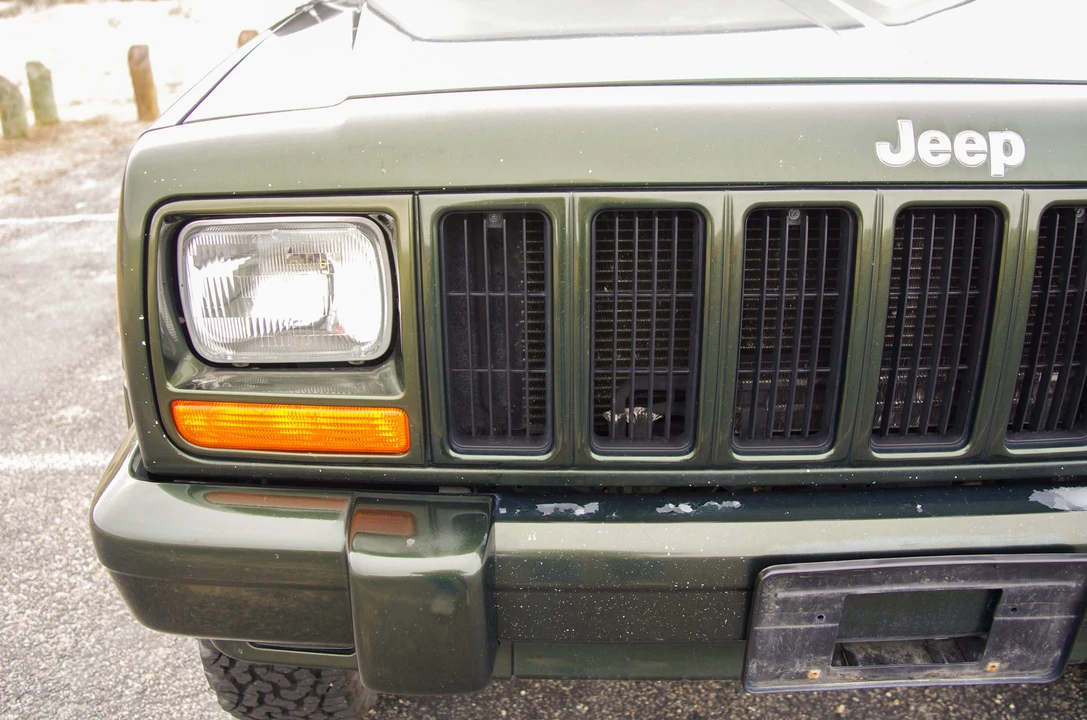 1998 Jeep XJ Cherokee - Image 22 of 31
