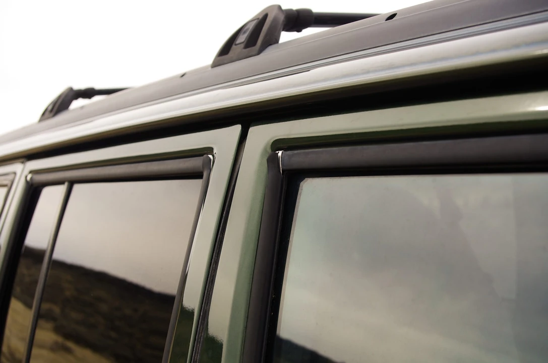 1998 Jeep XJ Cherokee - Image 29 of 31