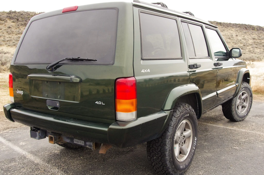 1998 Jeep XJ Cherokee - Image 16 of 31