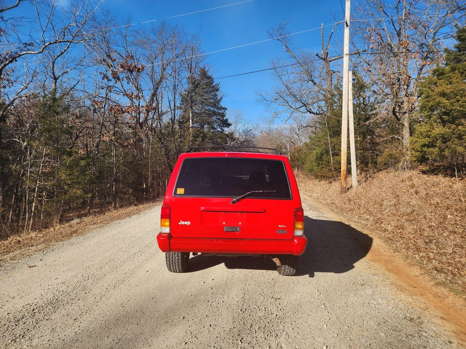 1998 Jeep XJ Cherokee - Image 5 of 31