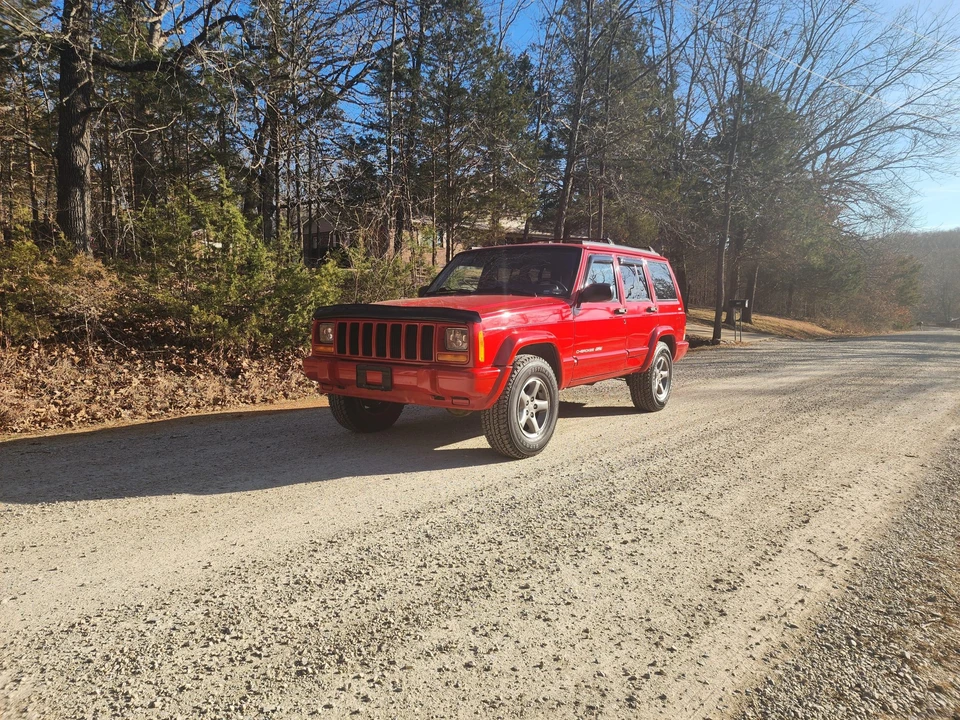1998 Jeep XJ Cherokee - Image 2 of 31