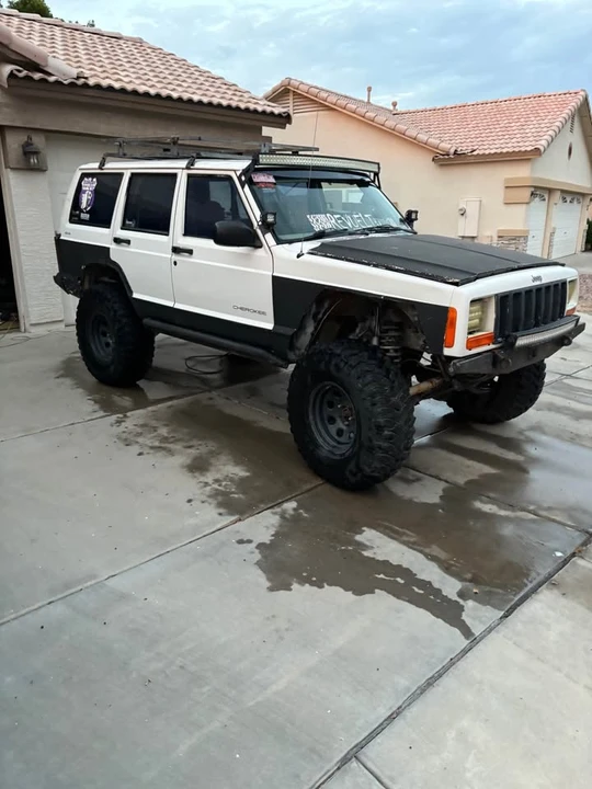 1998 Jeep XJ Cherokee - Image 4 of 12
