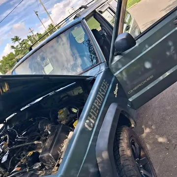 1998 Jeep Cherokee Classic Sport Utility 4D