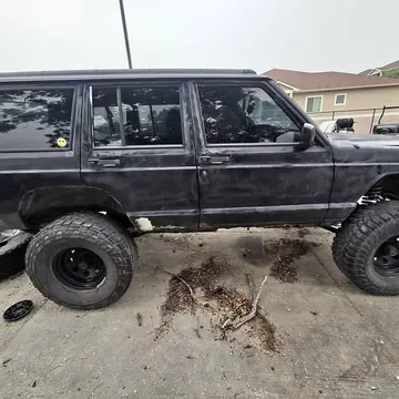 1998 Jeep Cherokee Classic Sport Utility 4D