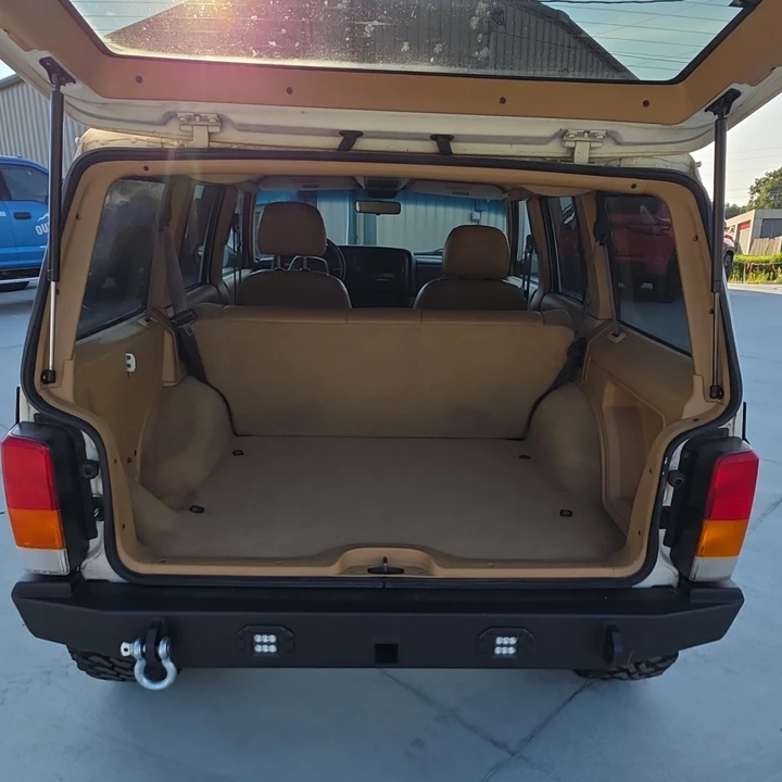1998 Jeep XJ Cherokee - Image 9 of 24