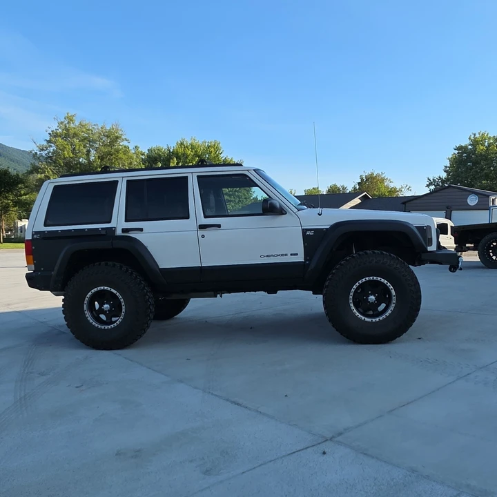 1998 Jeep XJ Cherokee - Image 3 of 24