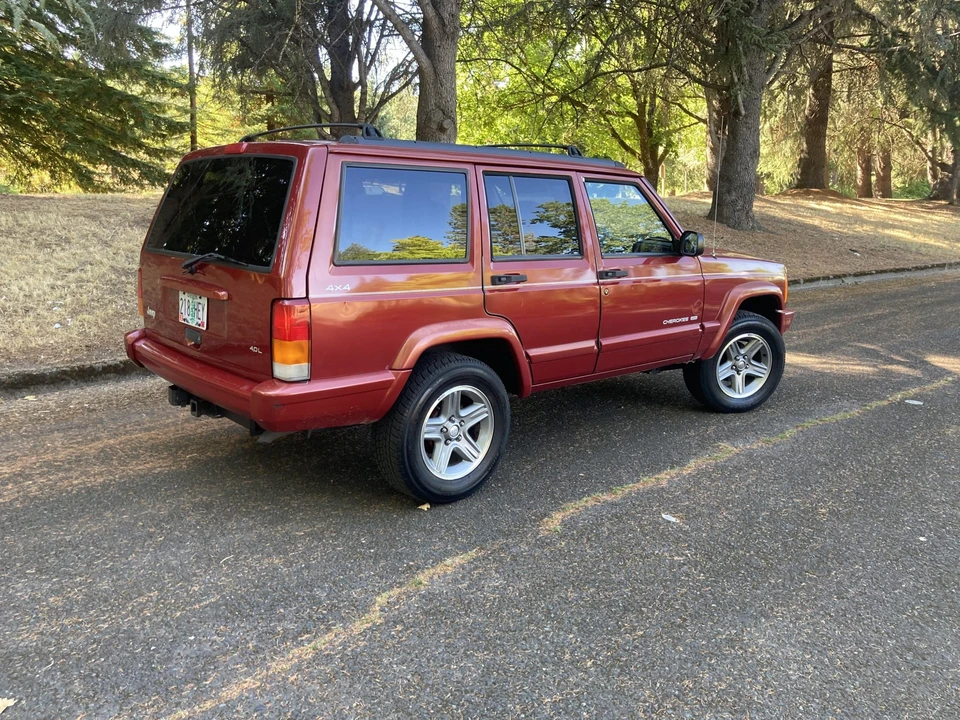 1998 Jeep XJ Cherokee - Image 17 of 31