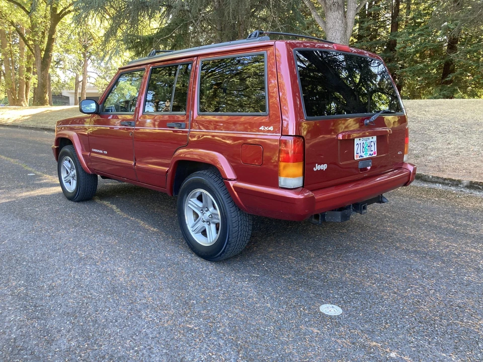 1998 Jeep XJ Cherokee - Image 13 of 31