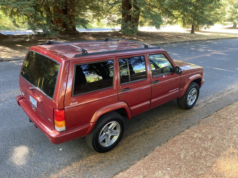 1998 Jeep XJ Cherokee - Image 16 of 31
