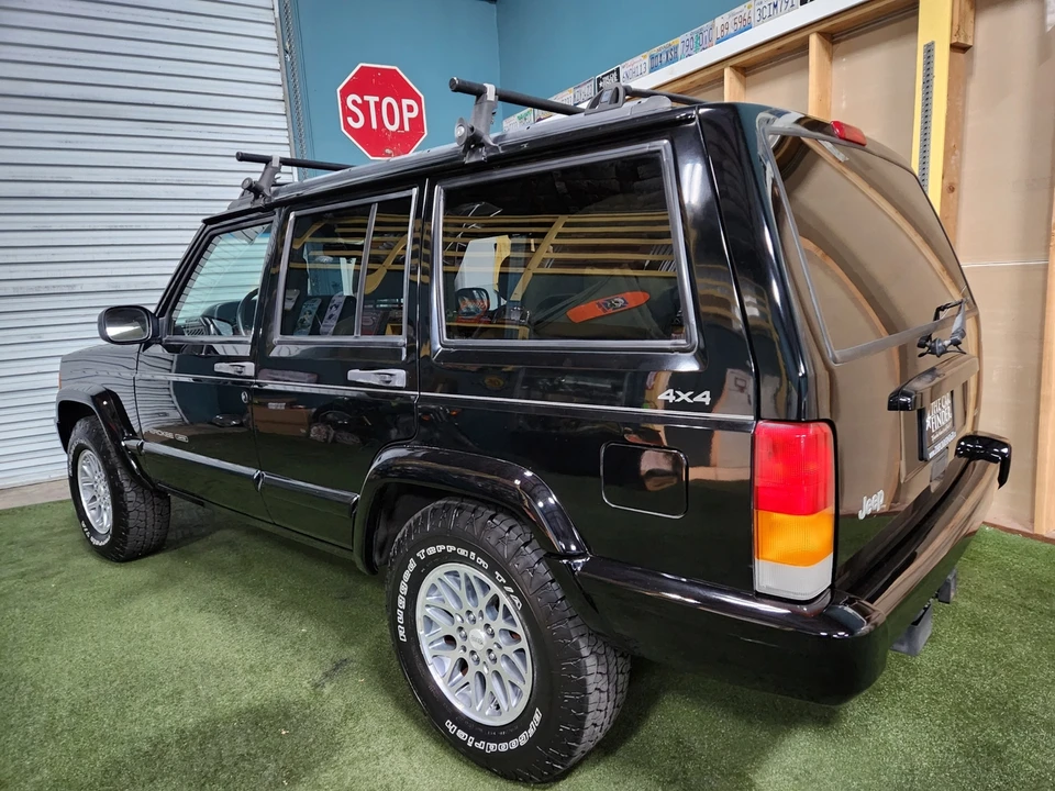 1998 Jeep XJ Cherokee - Image 11 of 31