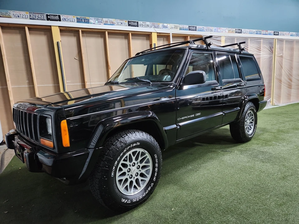1998 Jeep XJ Cherokee - Image 6 of 31