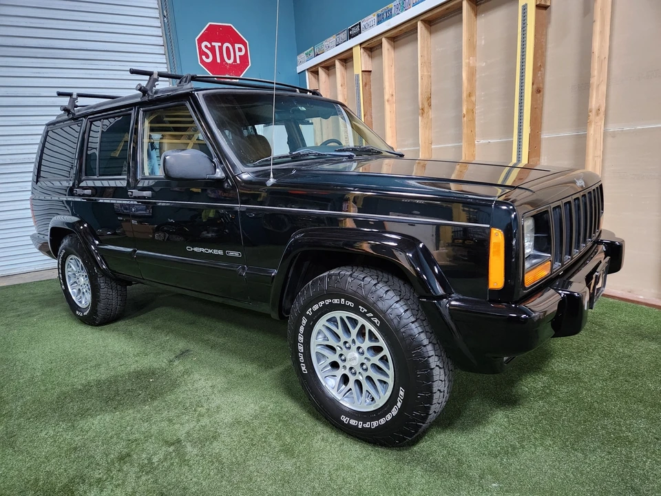 1998 Jeep XJ Cherokee - Image 24 of 31