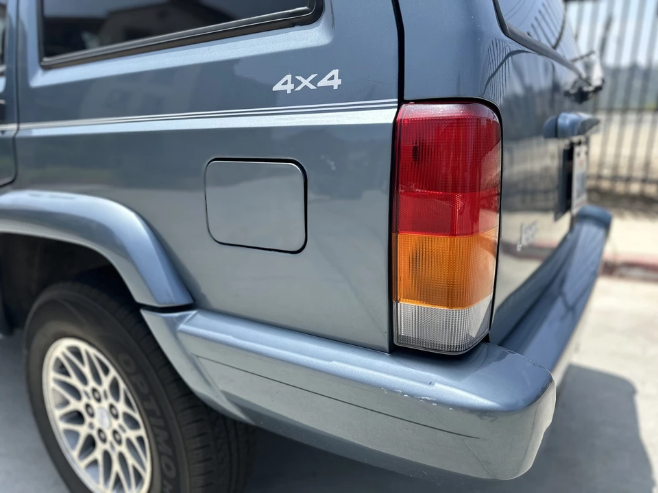 1998 Jeep XJ Cherokee - Image 28 of 31